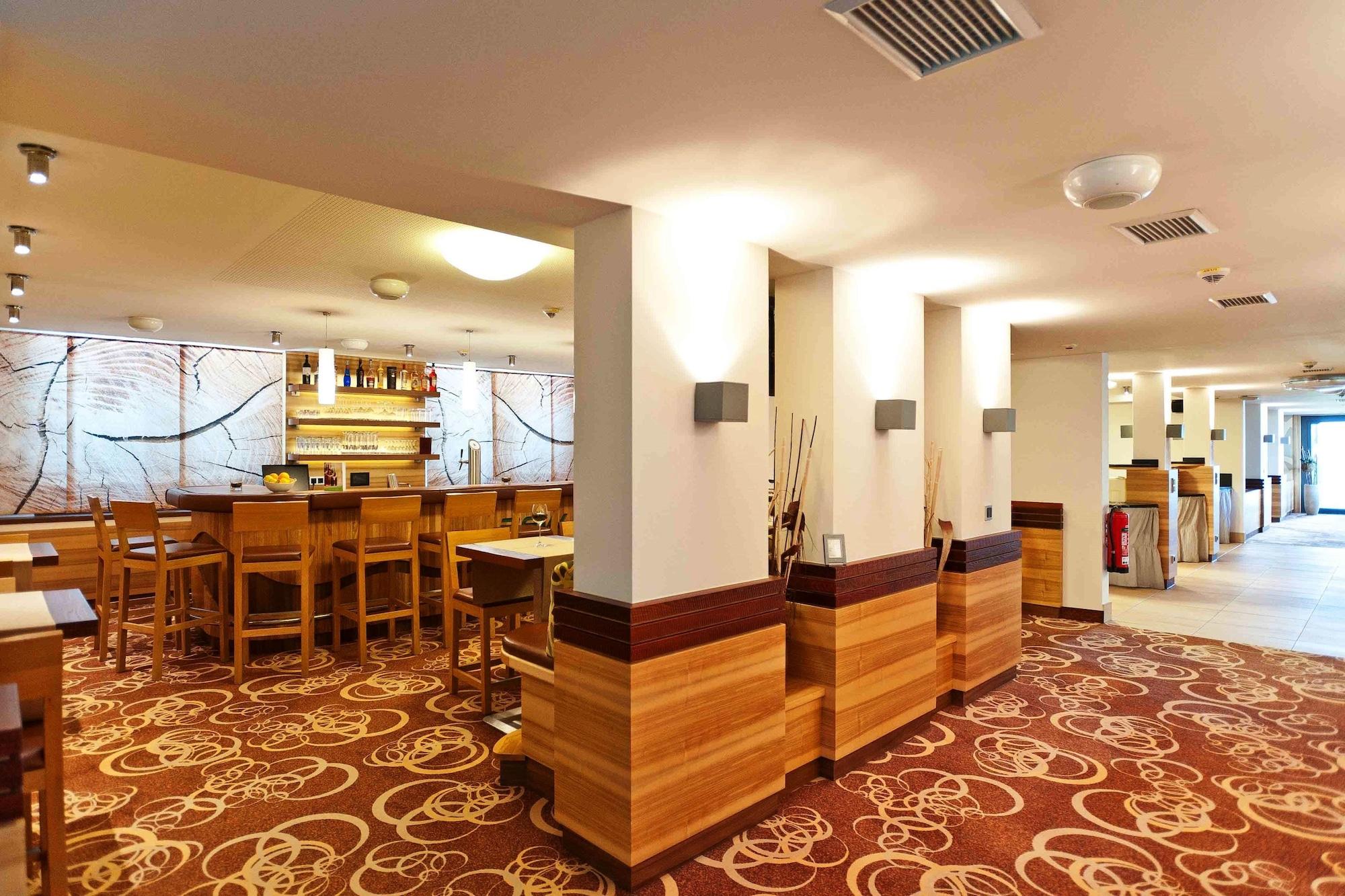 Hotel Bildungsblick Kirchseeon Екстер'єр фото