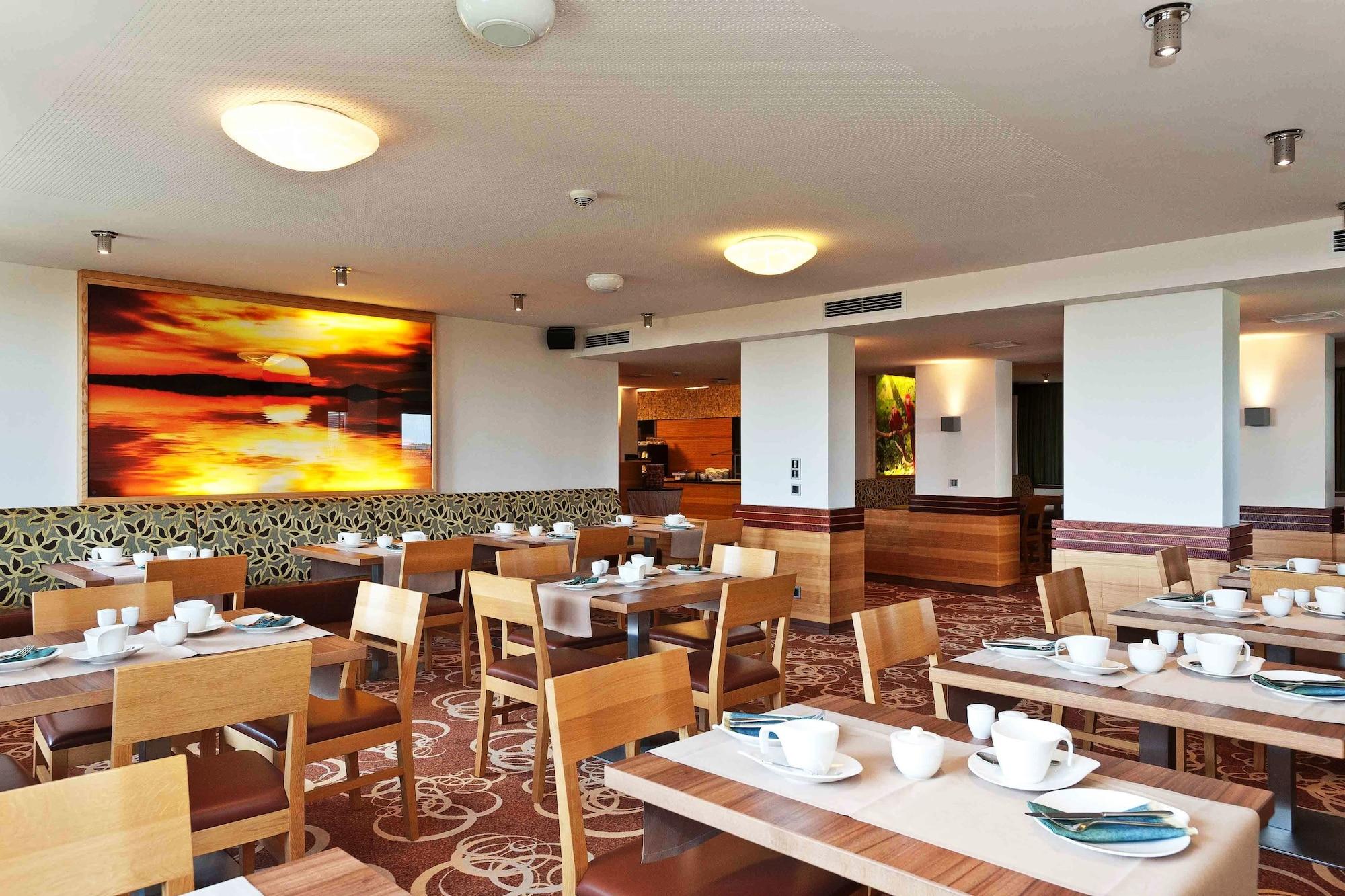 Hotel Bildungsblick Kirchseeon Екстер'єр фото