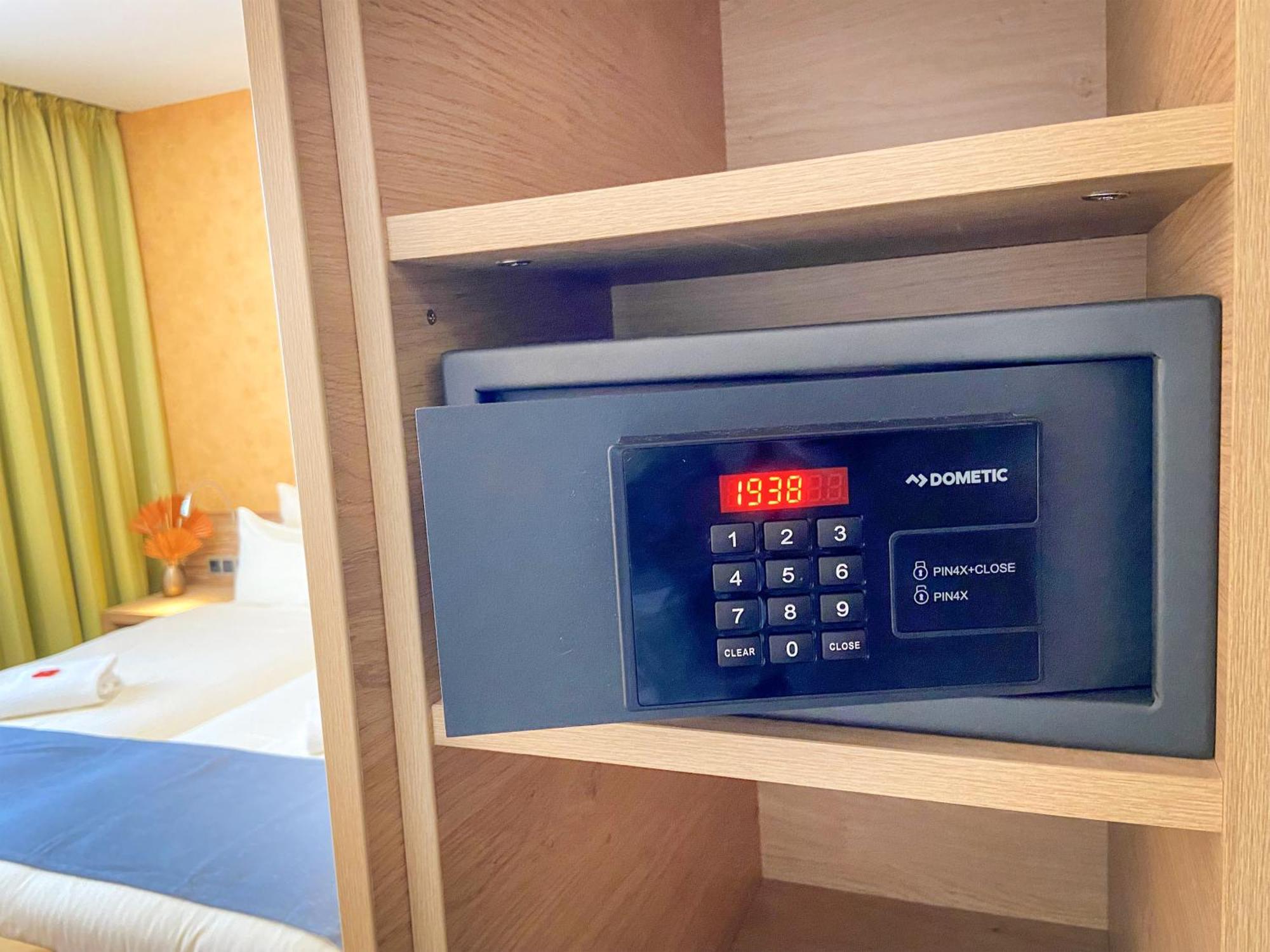 Hotel Bildungsblick Kirchseeon Екстер'єр фото
