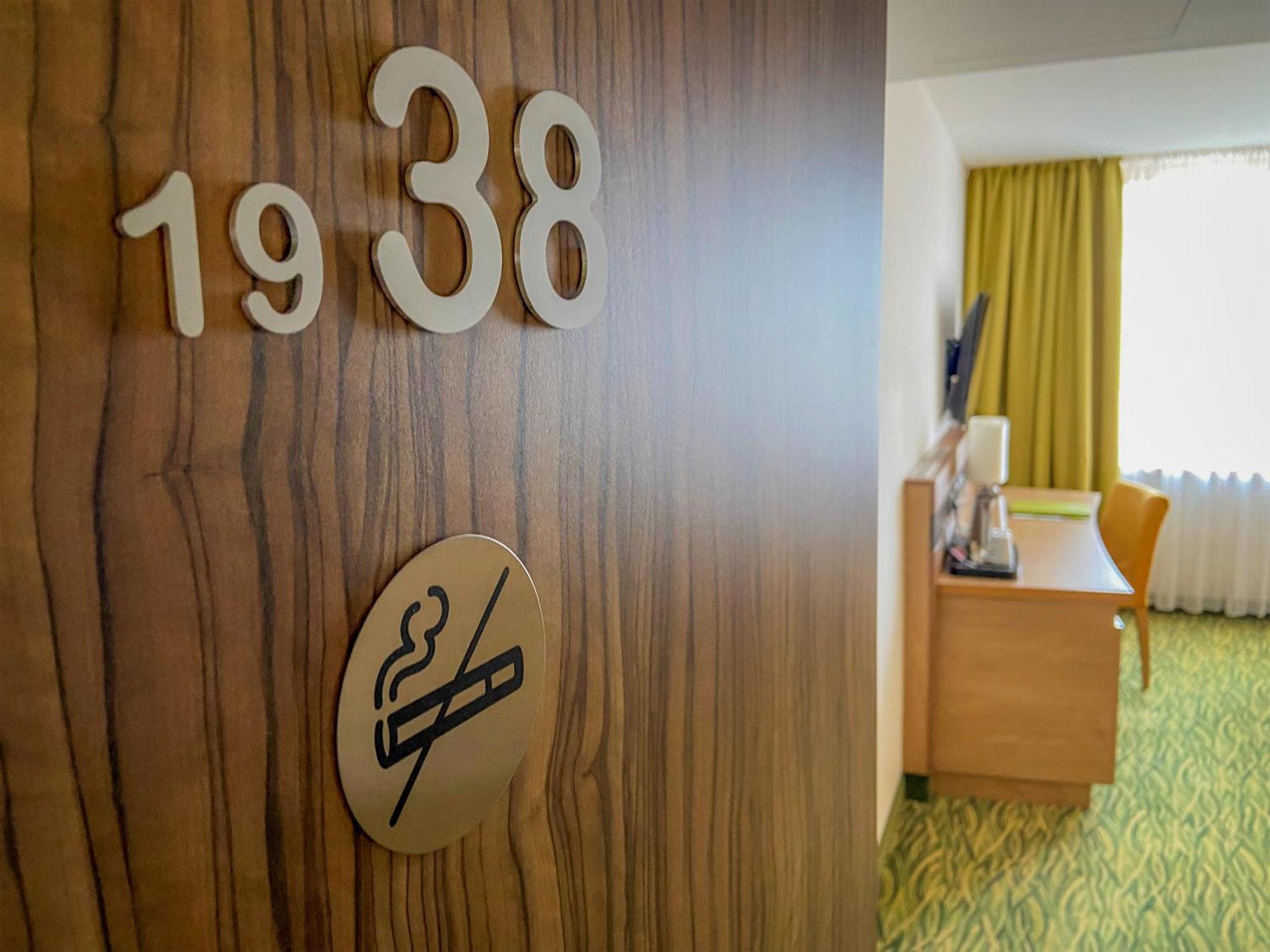 Hotel Bildungsblick Kirchseeon Екстер'єр фото