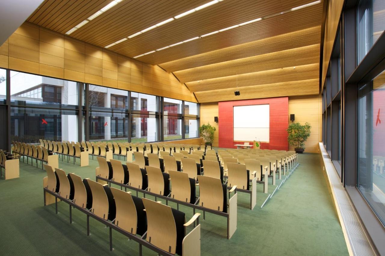 Hotel Bildungsblick Kirchseeon Екстер'єр фото