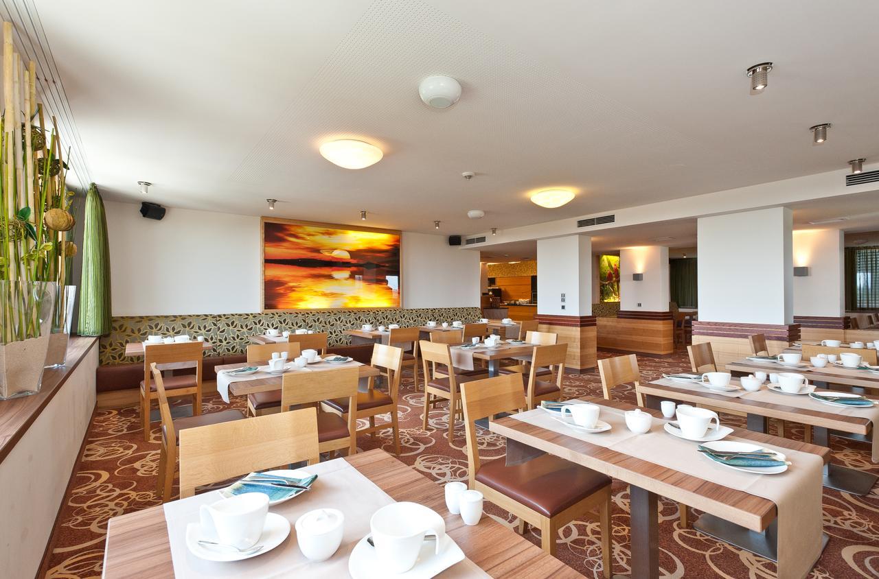 Hotel Bildungsblick Kirchseeon Екстер'єр фото